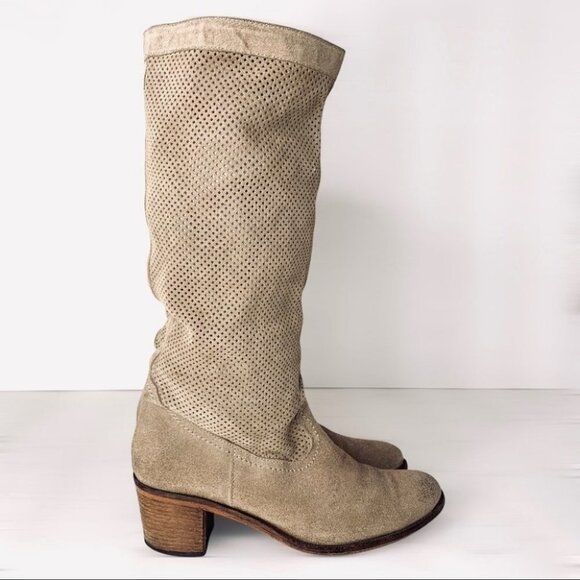 ITALIAN SOFT SUEDE BLOCK BOOTIES MADE IN ITALY - Picture 4 of 16